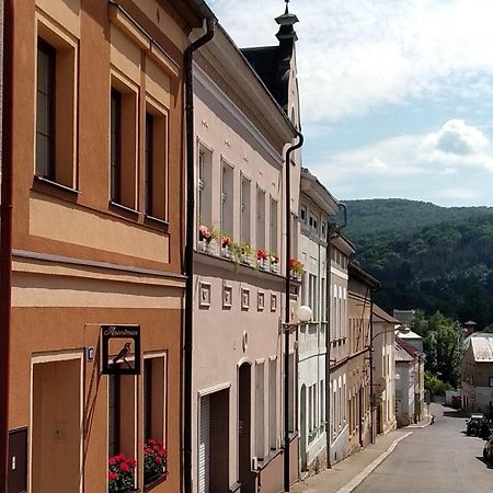 Apartmany Kukacci Hnizdo Benesov nad Ploucnici Exteriör bild