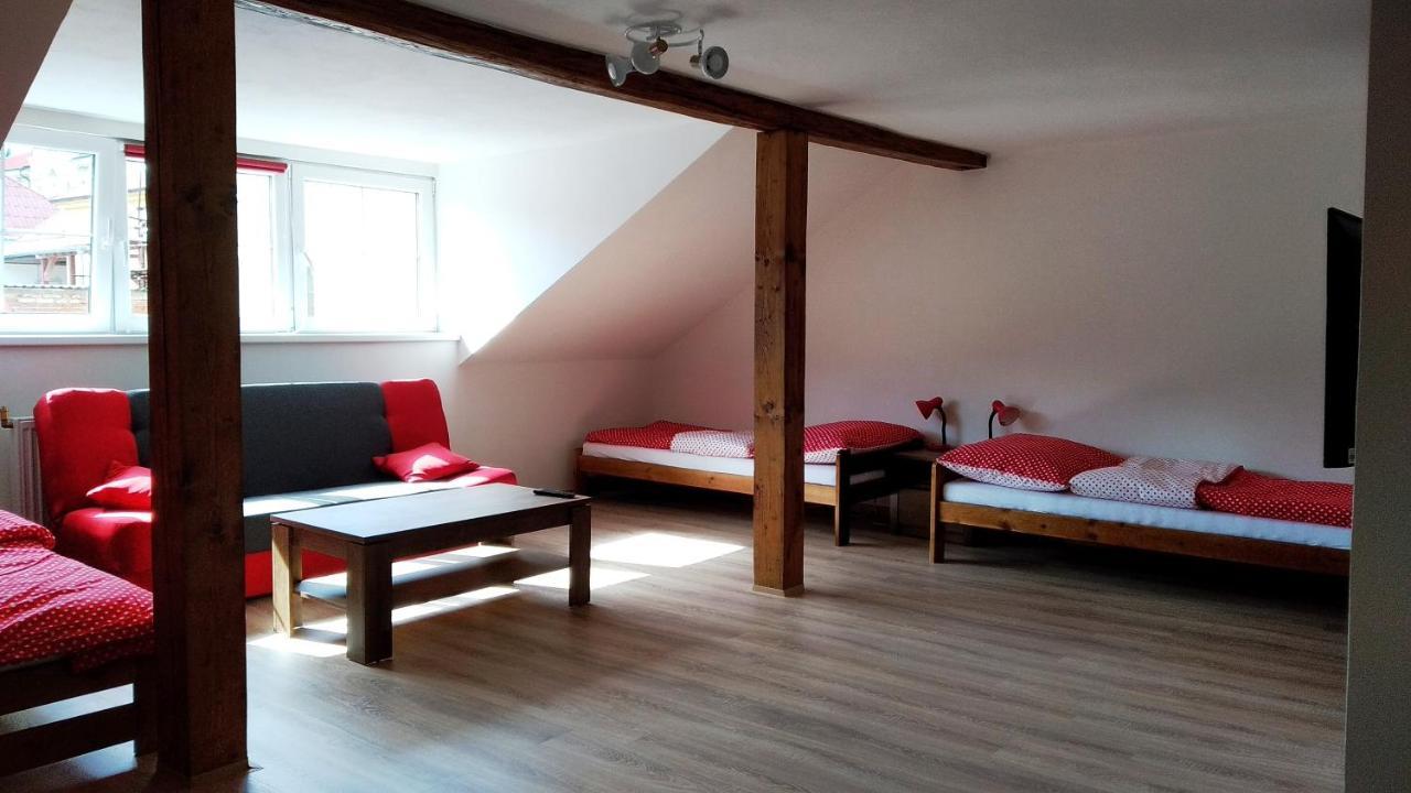 Apartmany Kukacci Hnizdo Benesov nad Ploucnici Exteriör bild