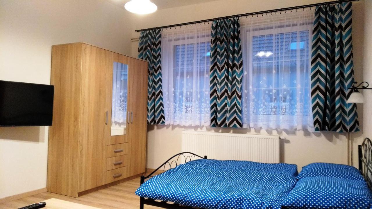 Apartmany Kukacci Hnizdo Benesov nad Ploucnici Exteriör bild